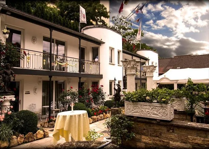 Woertz Schlosschen Zur Weinsteige Hotel 4*