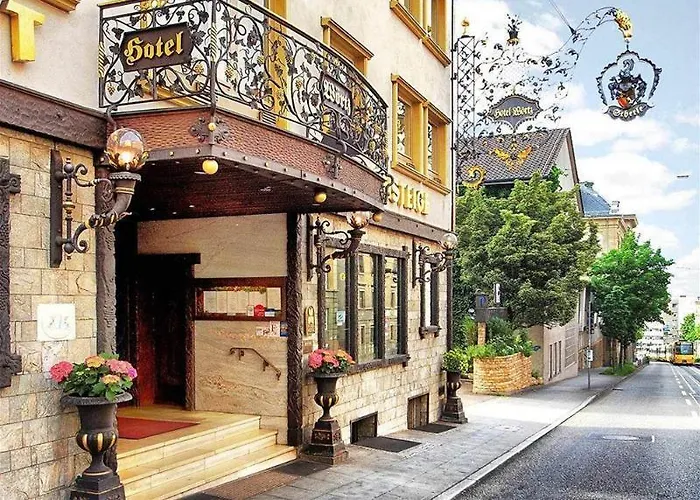 Woertz Schlosschen Zur Weinsteige Hotel